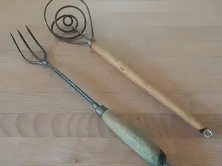 MEGET GAMLE KØKKENREDSKABER