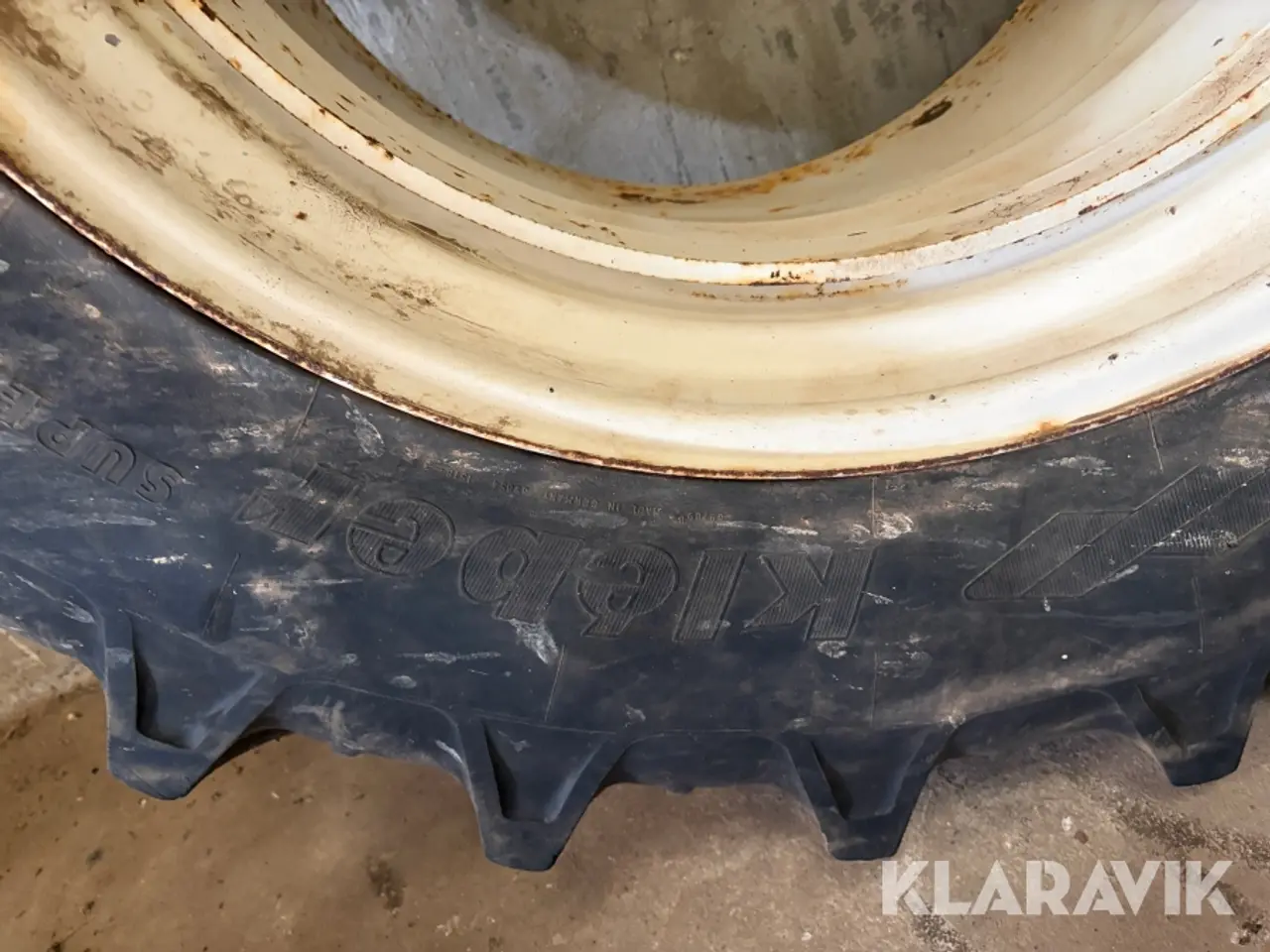 Billede 10 - Tvillingehjul Michelin/kleber 16.9R34 2 styk med spænder