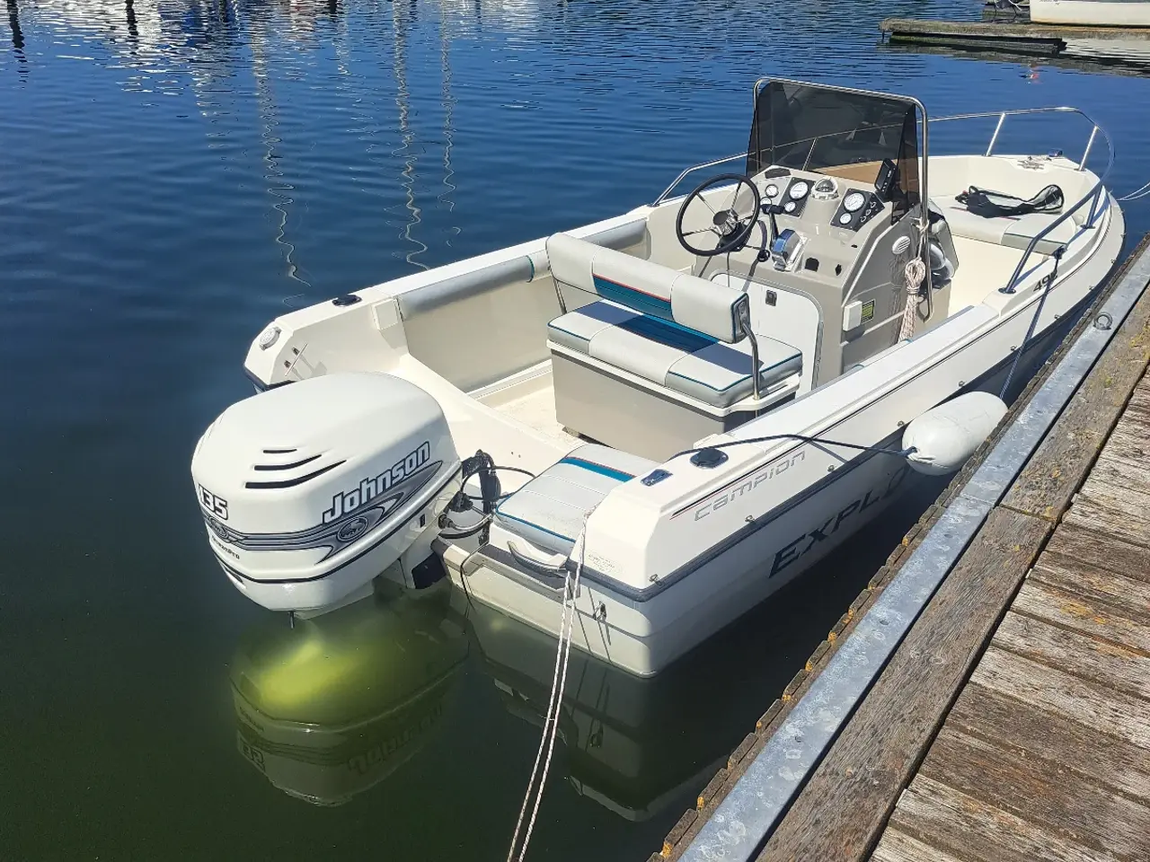 Billede 2 - 135 HK JOHNSON V4 CAMPION EXPLORE Inkl. TRAILER