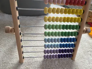 IKEA UNDERHÅLLA kugleramme