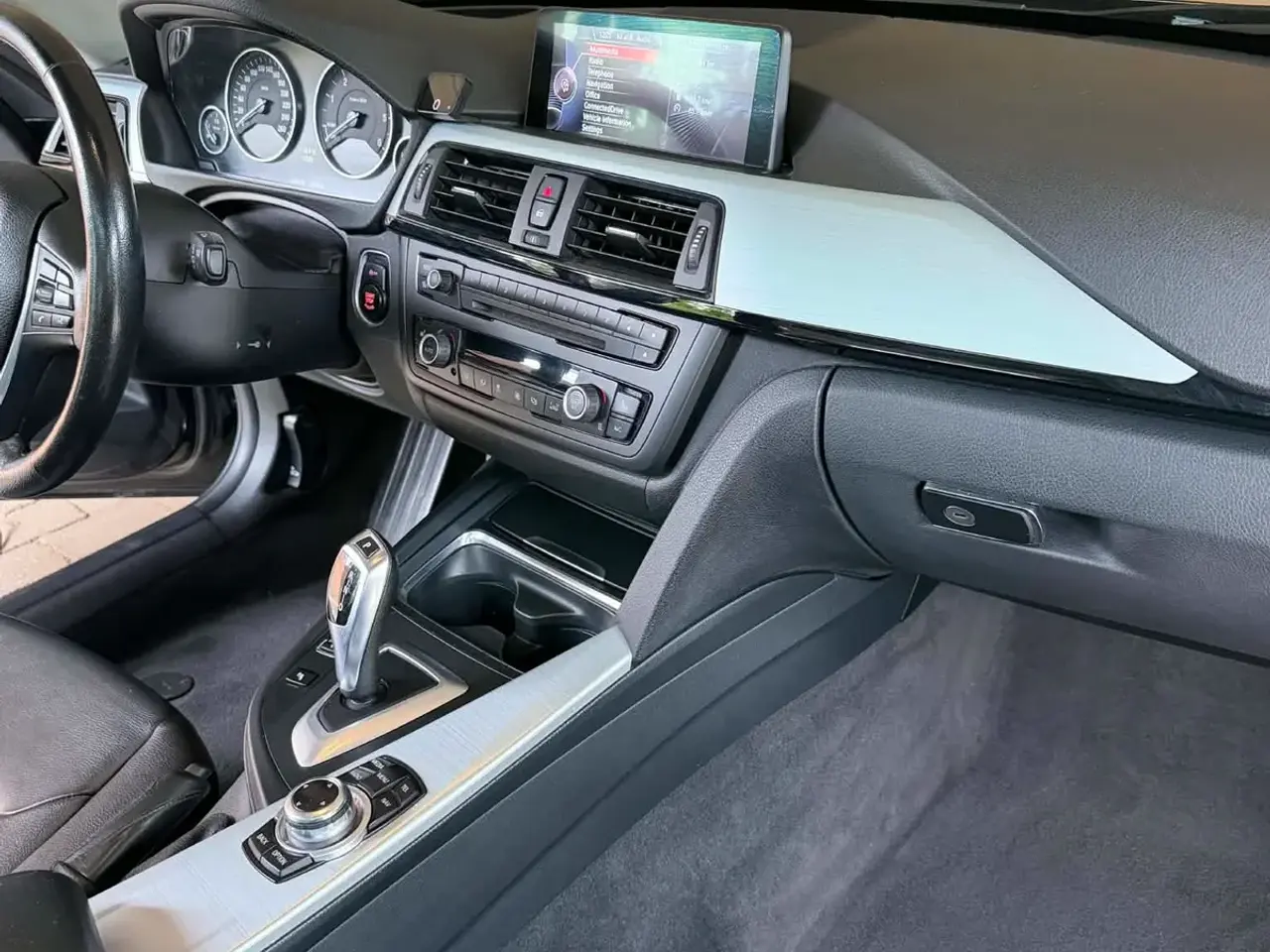 Billede 13 - BMW 330d 3,0 Touring Luxury Line aut.