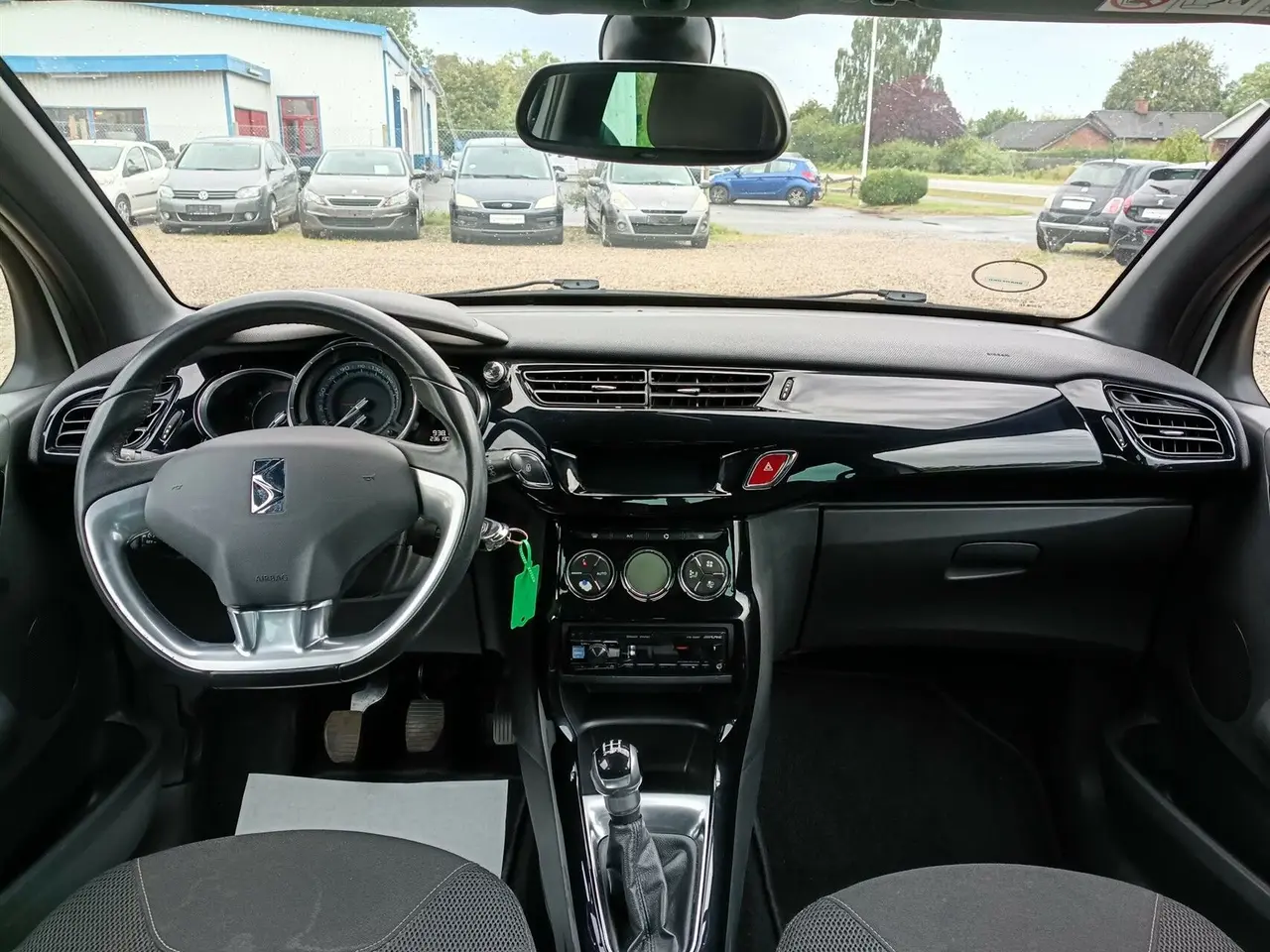 Billede 8 - Citroën DS3 1,6 Blue HDi Sport 100HK 3d