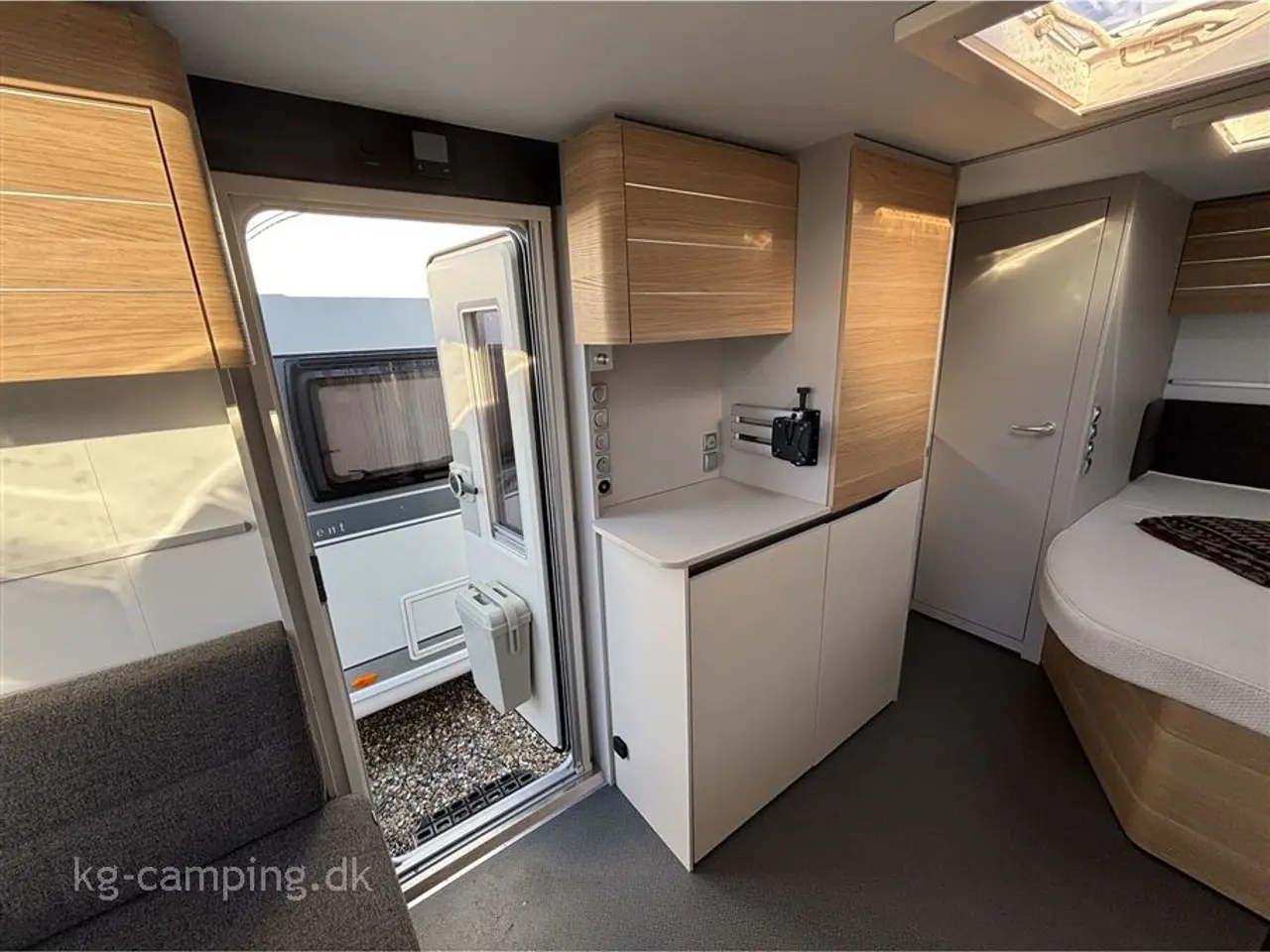 Billede 5 - 2021 - Adria Adora 522 UP Fransk dobbeltseng, ALDE centralvarme, ENDURO Fuldautomatisk mover