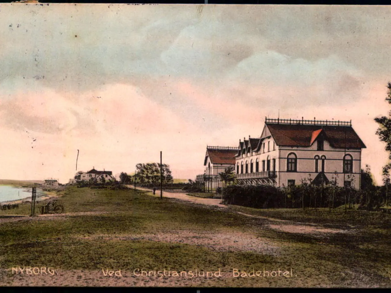 Billede 1 - Nyborg - Ved  Christianslund Badehotel - Stender 16873 - Brugt