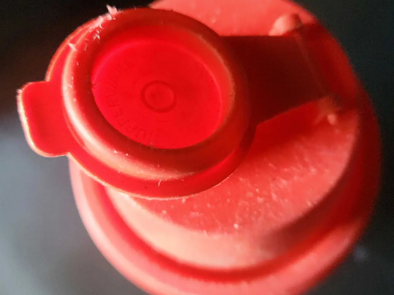 Billede 2 - Lille Rød Tupperware Shaker 