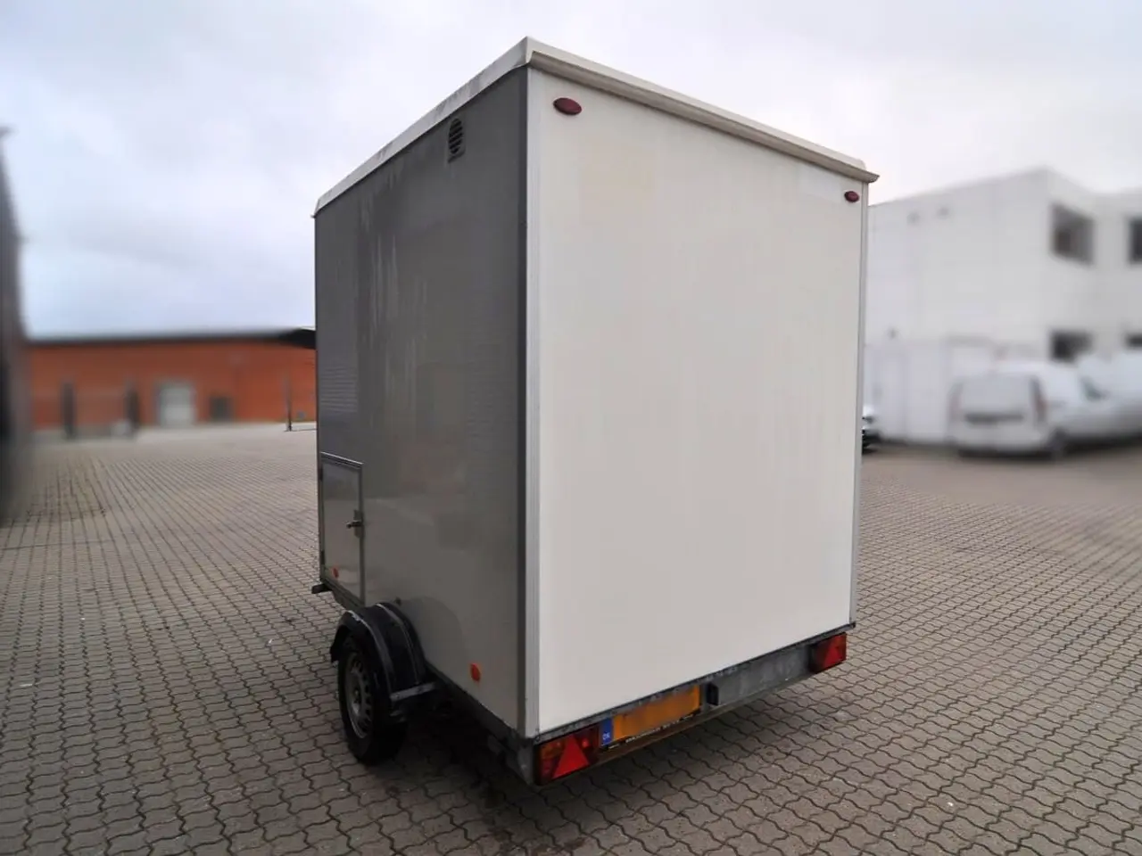 Billede 2 - Type 240: Toilet- & badvogn