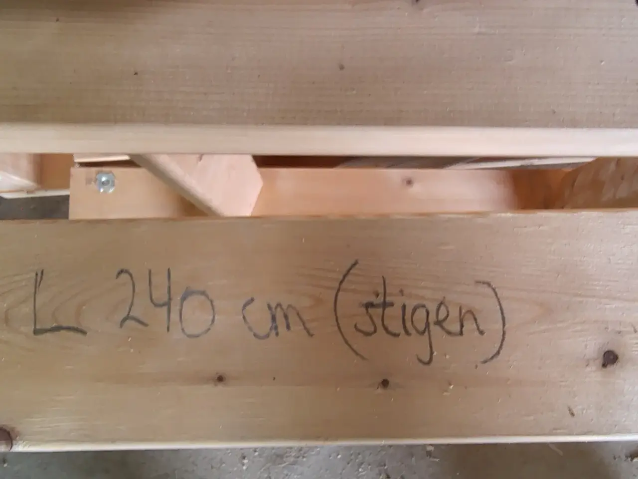 Billede 5 - Lofttrappe 240 cm træ bd 30