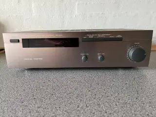 Yamaha DSP-E390