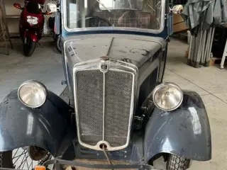 Morris Minor