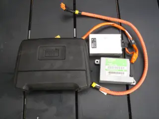Volvo 240 airbag system