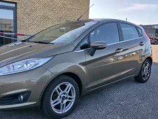 Ford Fiesta Ecoboost Titanium Hatchback 1.0 125hk