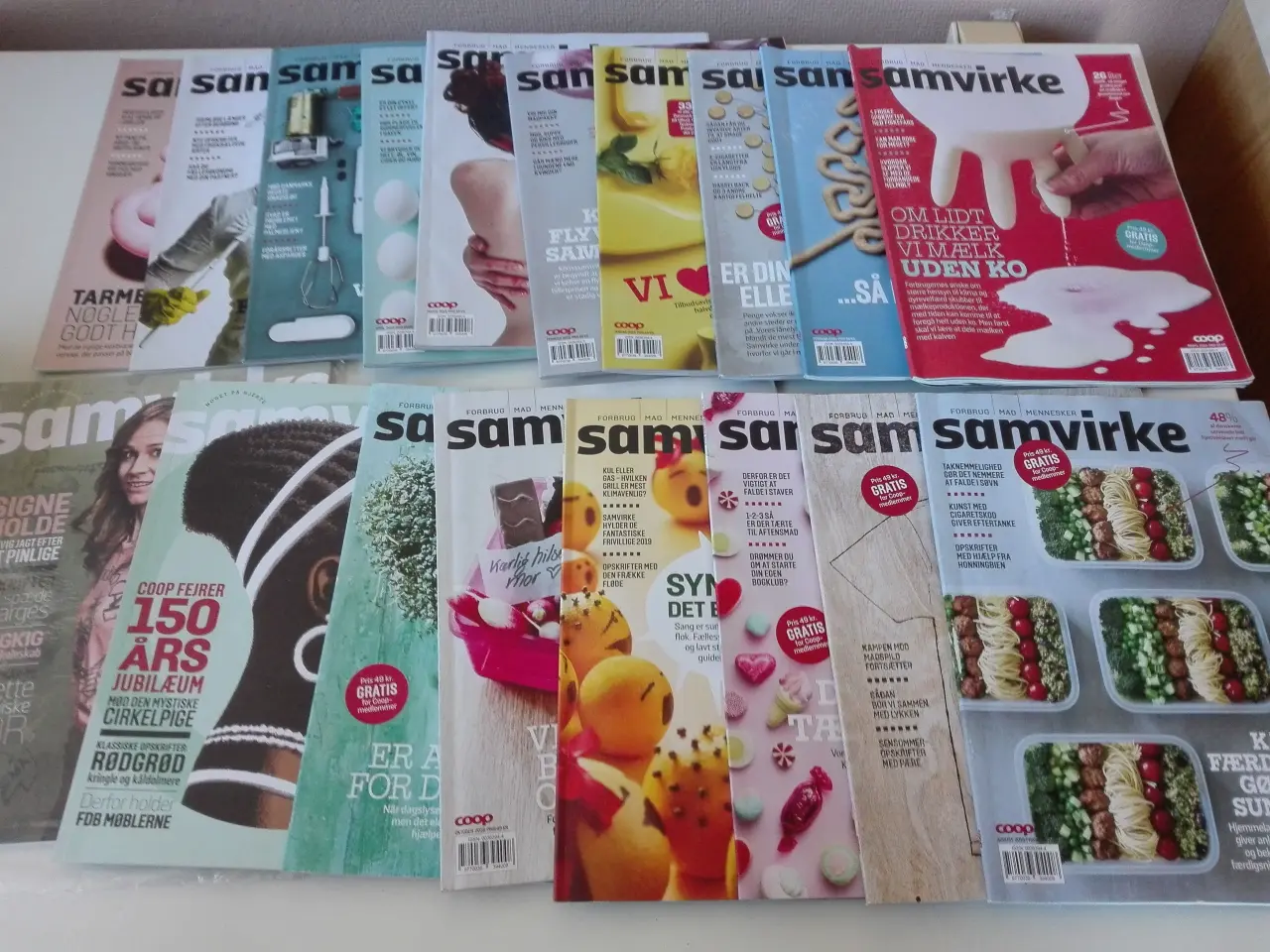 Billede 4 - Samvirke magasiner