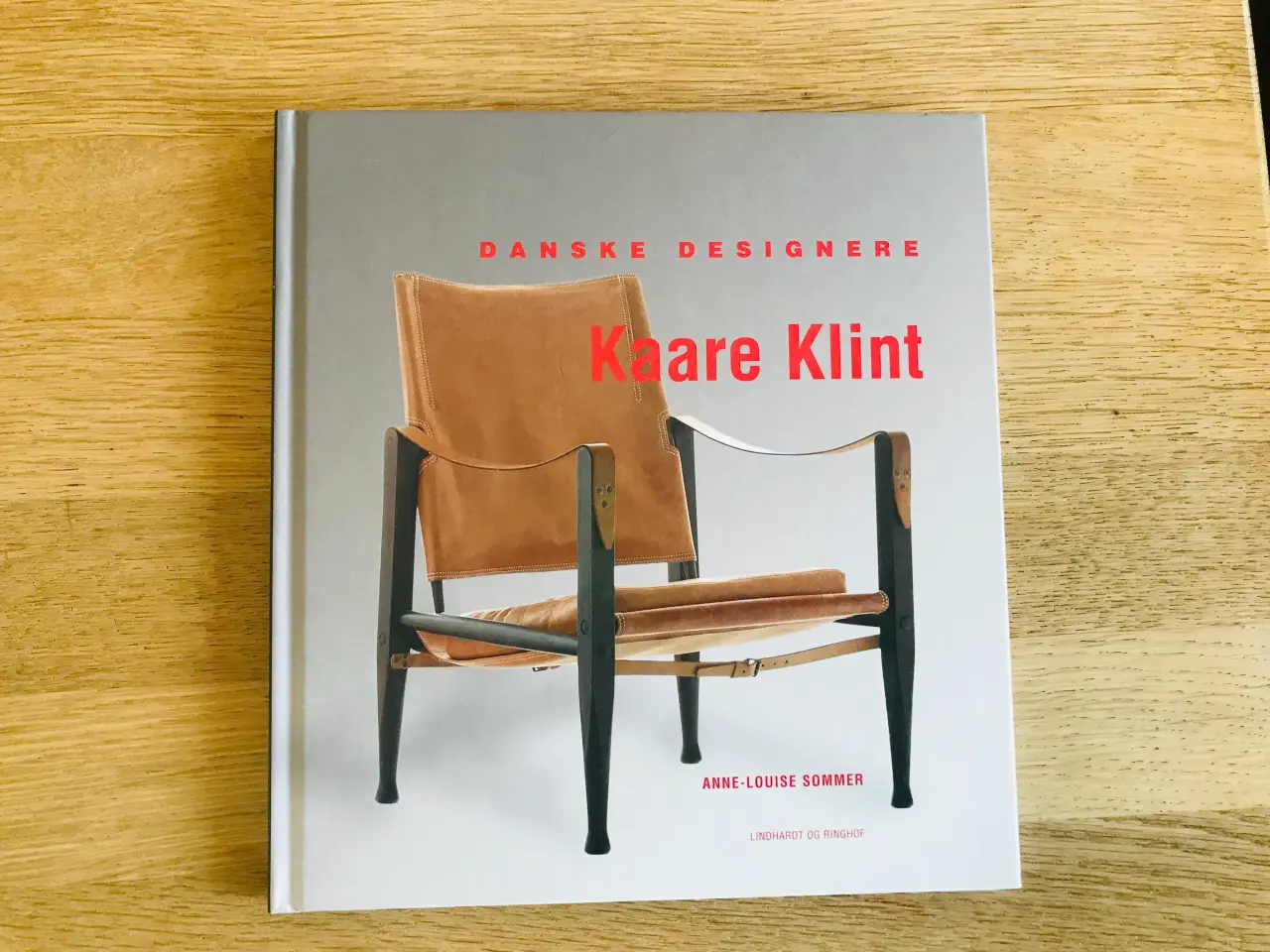 Billede 1 - Kaare Klint  -  Danske Designere 90