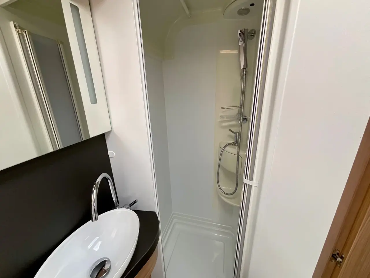 Billede 14 - 2019 - Adria 2,3 Coral Plus 670 SLT