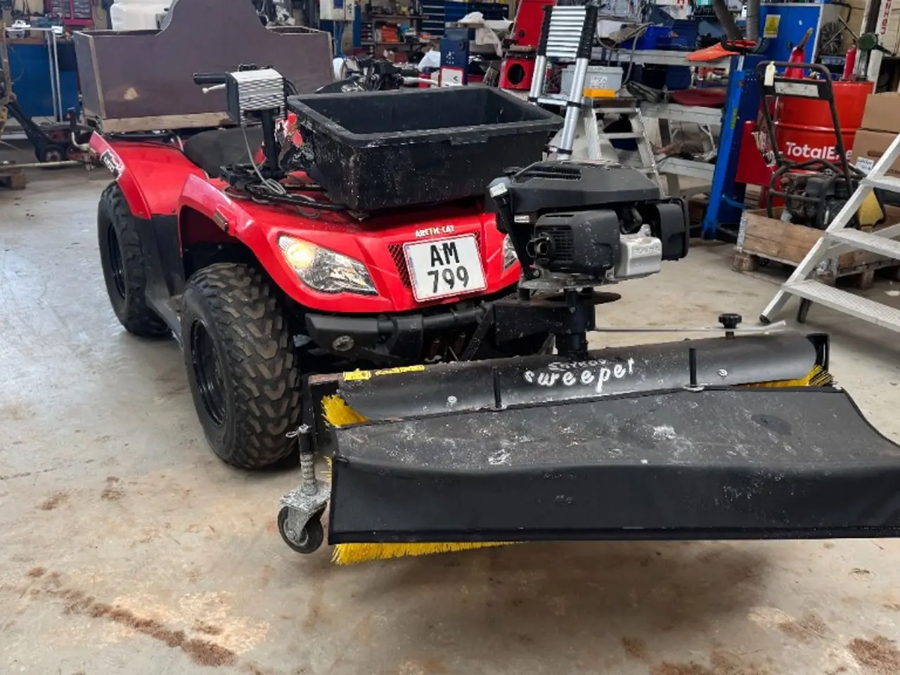 Billede 3 - Arctic Cat 450cc med kost og Lehner 70L spreder