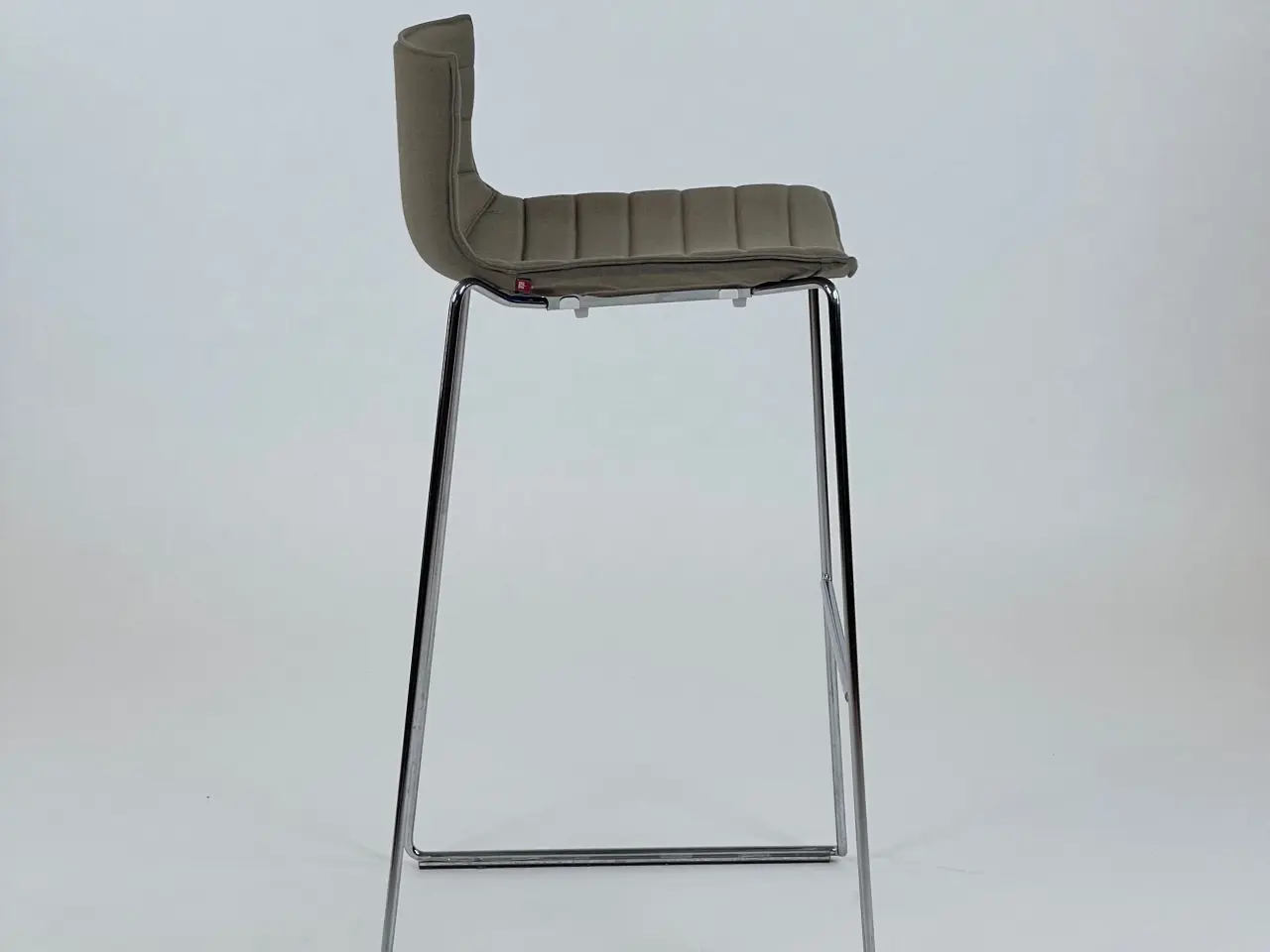 Billede 6 - Arper Catifa 46 Barstol – Grå med Krom Stel SH 80 cm
