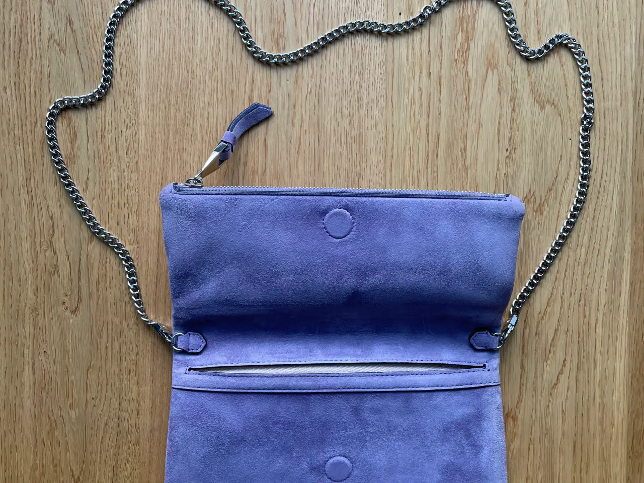 Billede 3 - Karen Millen lilla skuldertaske ruskind