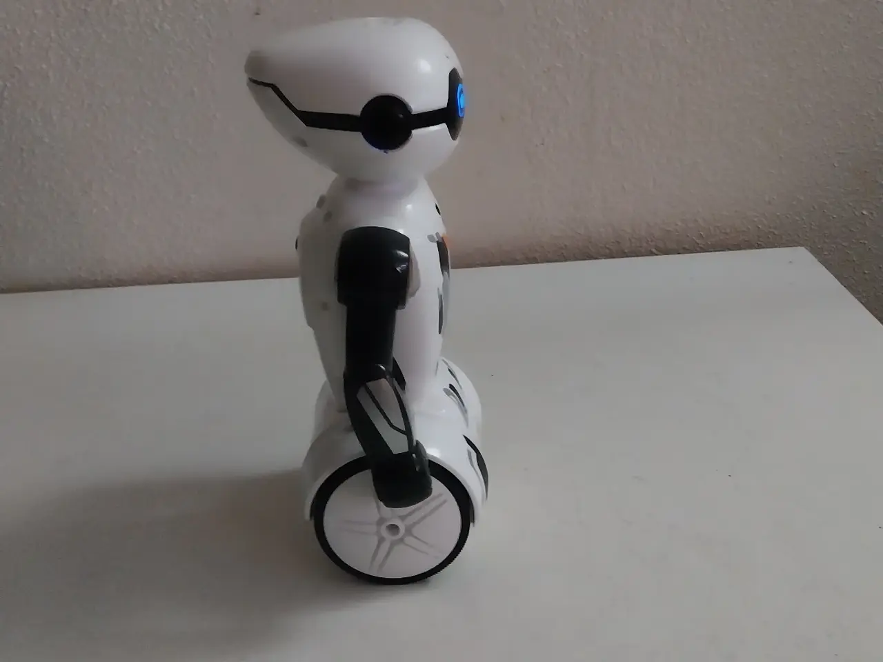 Billede 6 - Robot med lyd, lys og bevægelse 