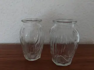 Små gamle vaser