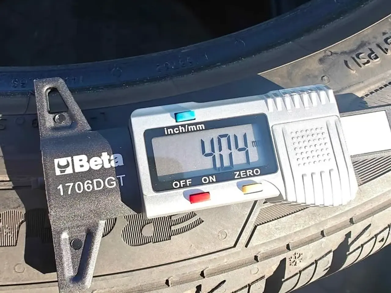 Billede 9 - Vinterdæk Polaris 5 245/45 R19 102V XL