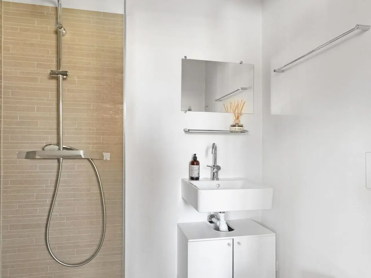 Billede 26 - EKSKLUSIVE LEJEMÅL VED FREDERIKSBERG HAVE KONTOR / KLINIK / SHOWROOM M.M.