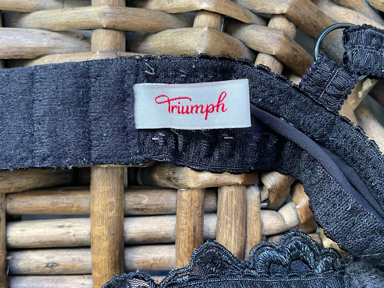 Billede 3 - BH, Triumph, sort, m/bøjle