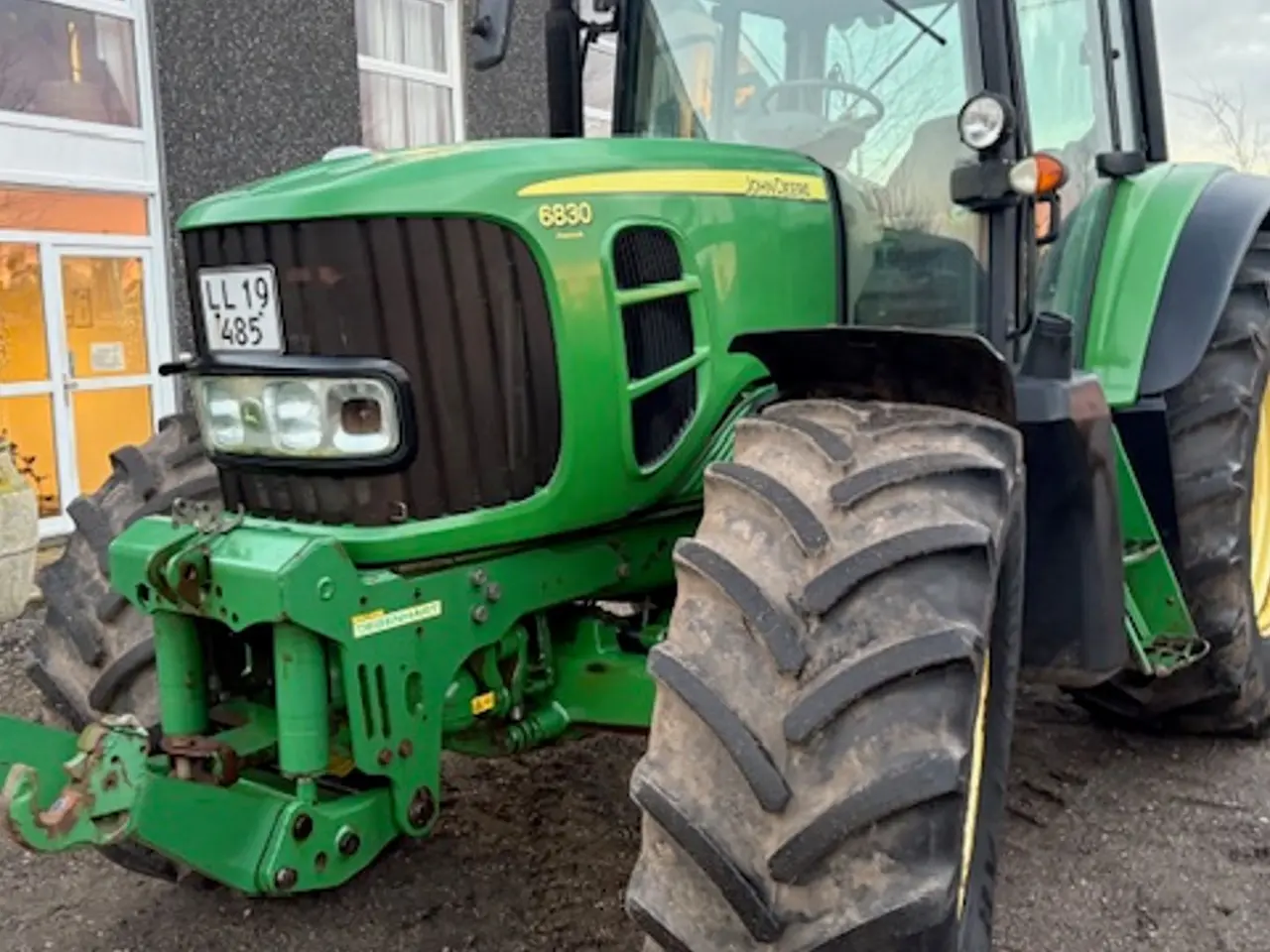Billede 2 - John Deere 6930 Premium FRONTLIFT, TLS AFF. FORAKSEL