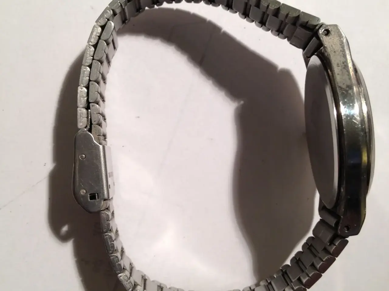 Billede 5 - Fin ur fra QQ med sort skive. Dia: 34mm