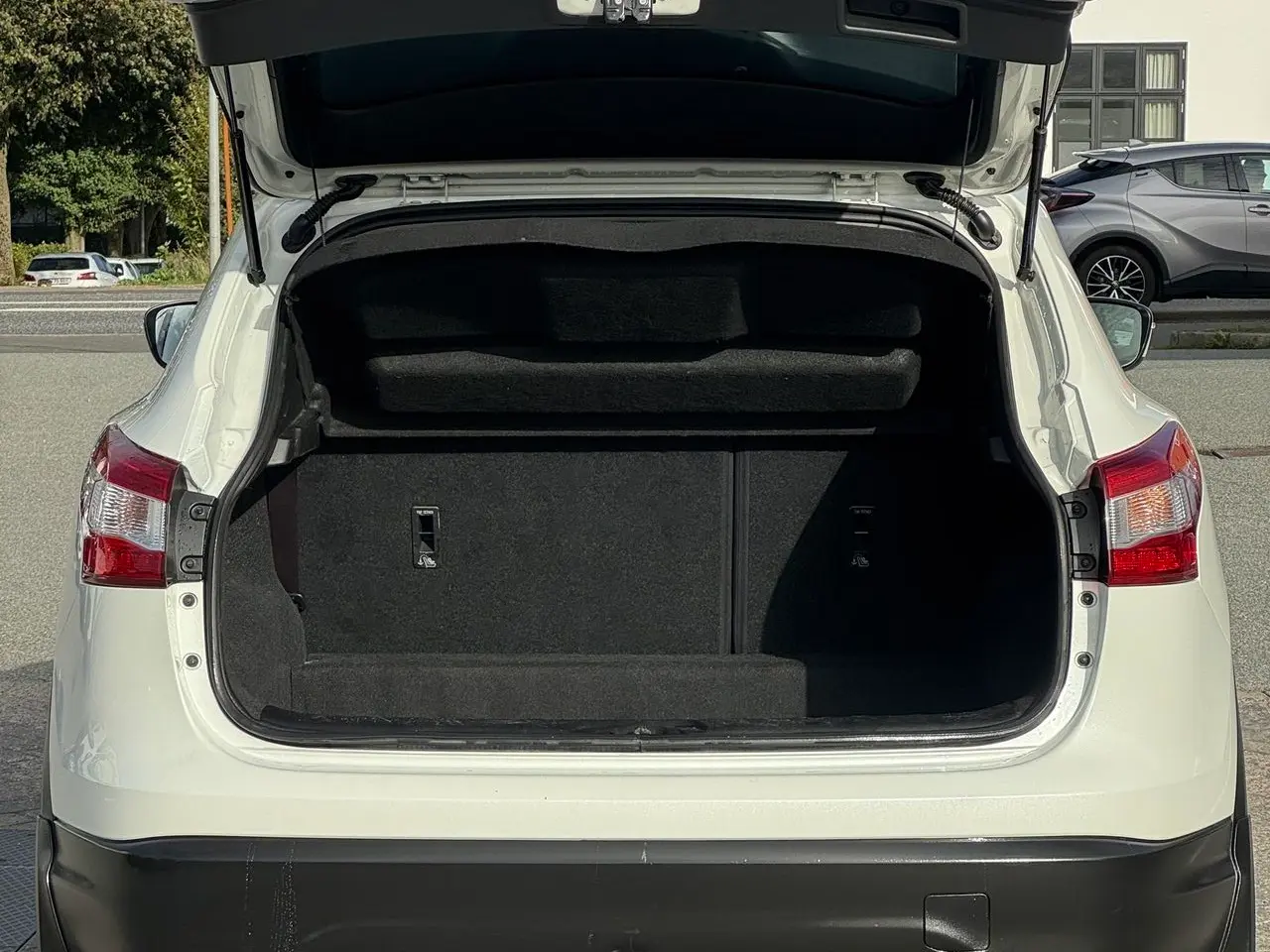 Billede 3 - Nissan Qashqai 1,2 Dig-T Visia 4x2 115HK 5d 6g