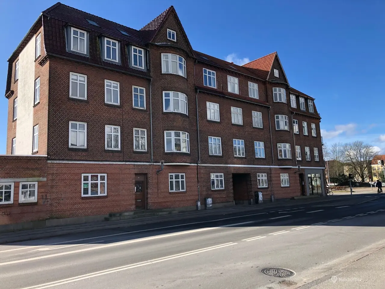 Billede 7 - Stort lokale med god synlighed