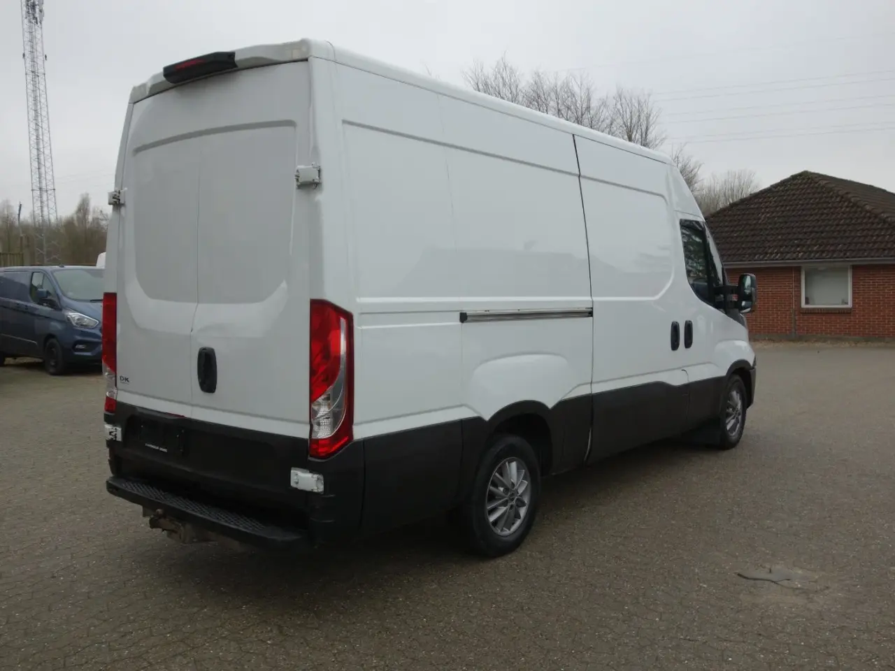 Billede 13 - Iveco Daily 3,0 35S18 12m³ Van AG8