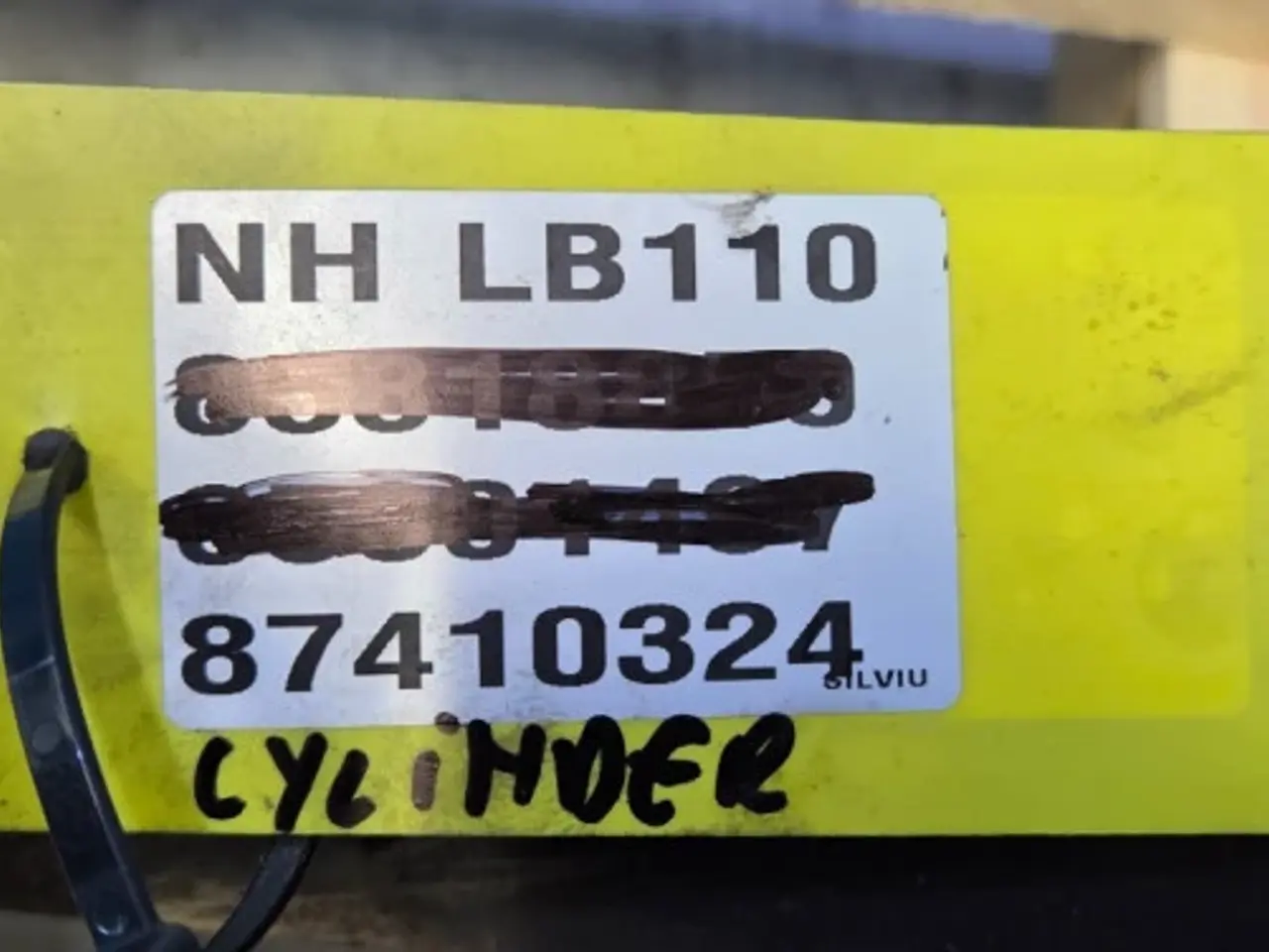 Billede 15 - New Holland LB110 Cylinder 87410324