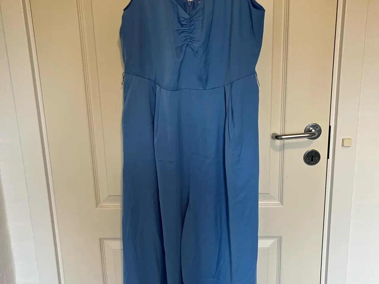 Billede 1 - Blå H&M buksedragt