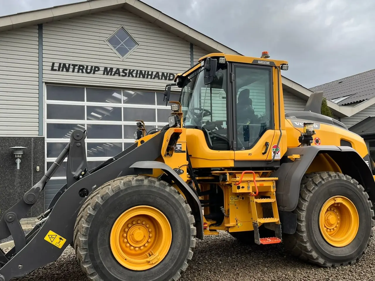 Billede 11 - Volvo L 90 H  H2 AGRICULTURE DK-maskine, Co-Pilot, LANG-BOM & med brede 650/65R25 hjul
