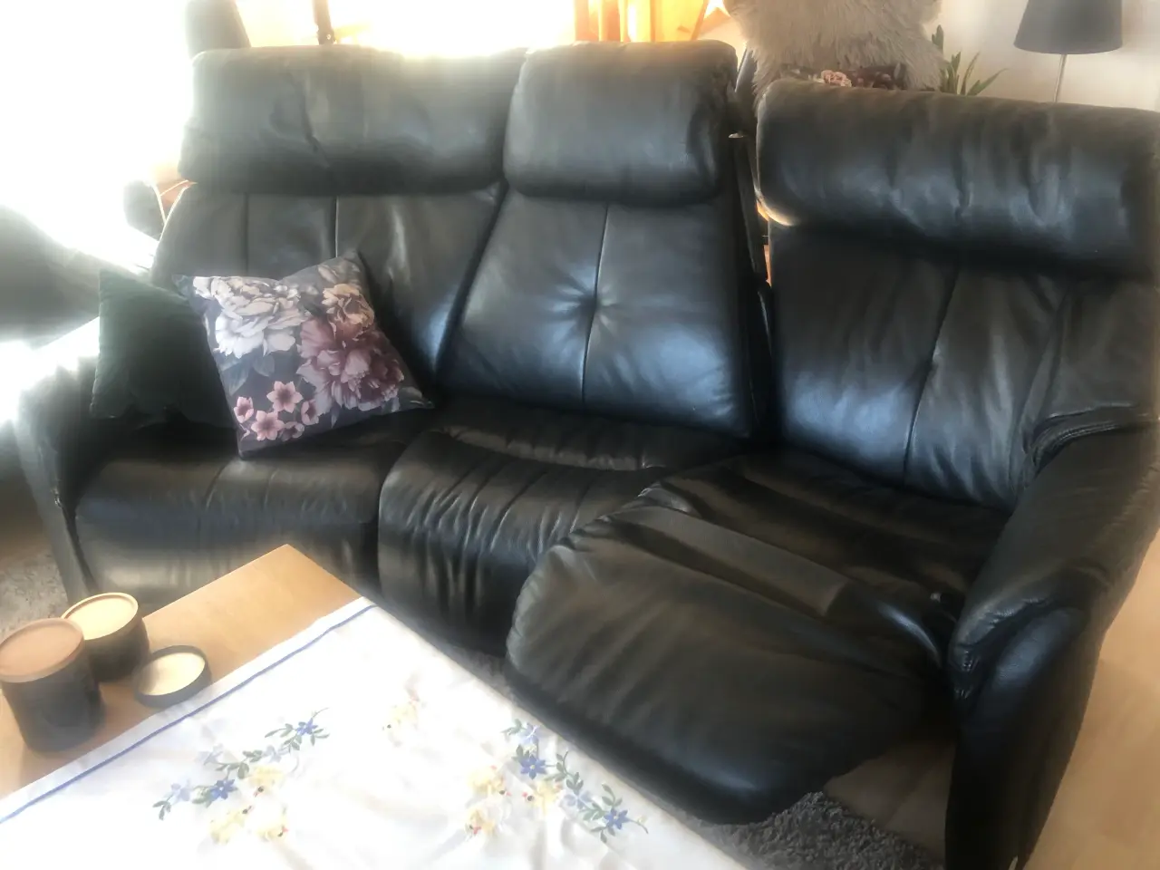 Billede 1 - Hlmola stressles hjemmebio sofa nypris 32995kr