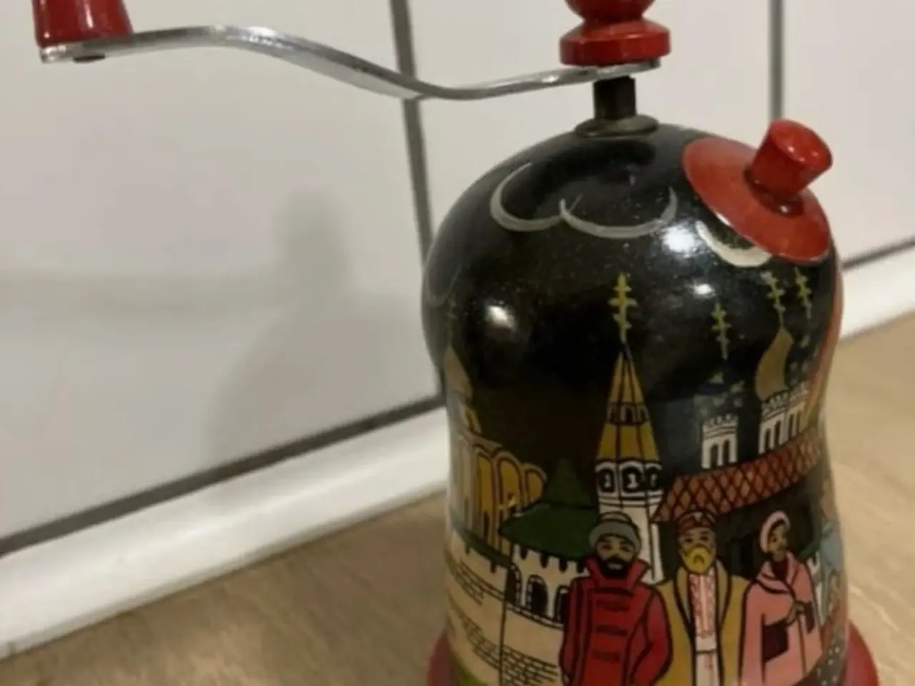 Billede 1 - Ældre russisk krydderi kværn