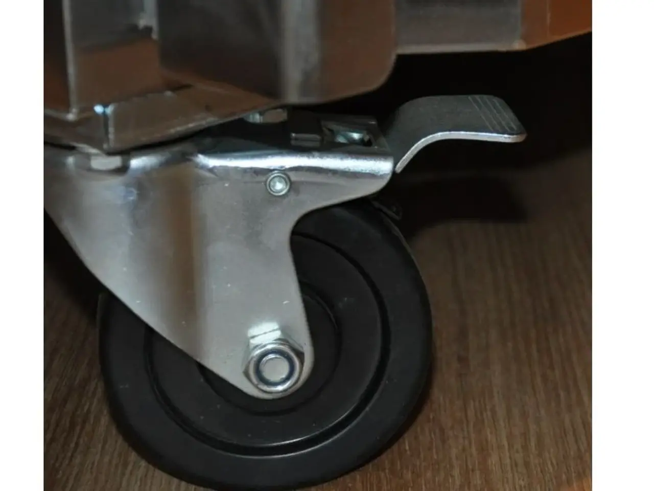 Billede 3 - Industrikøleskab 1200 L- statisk køling