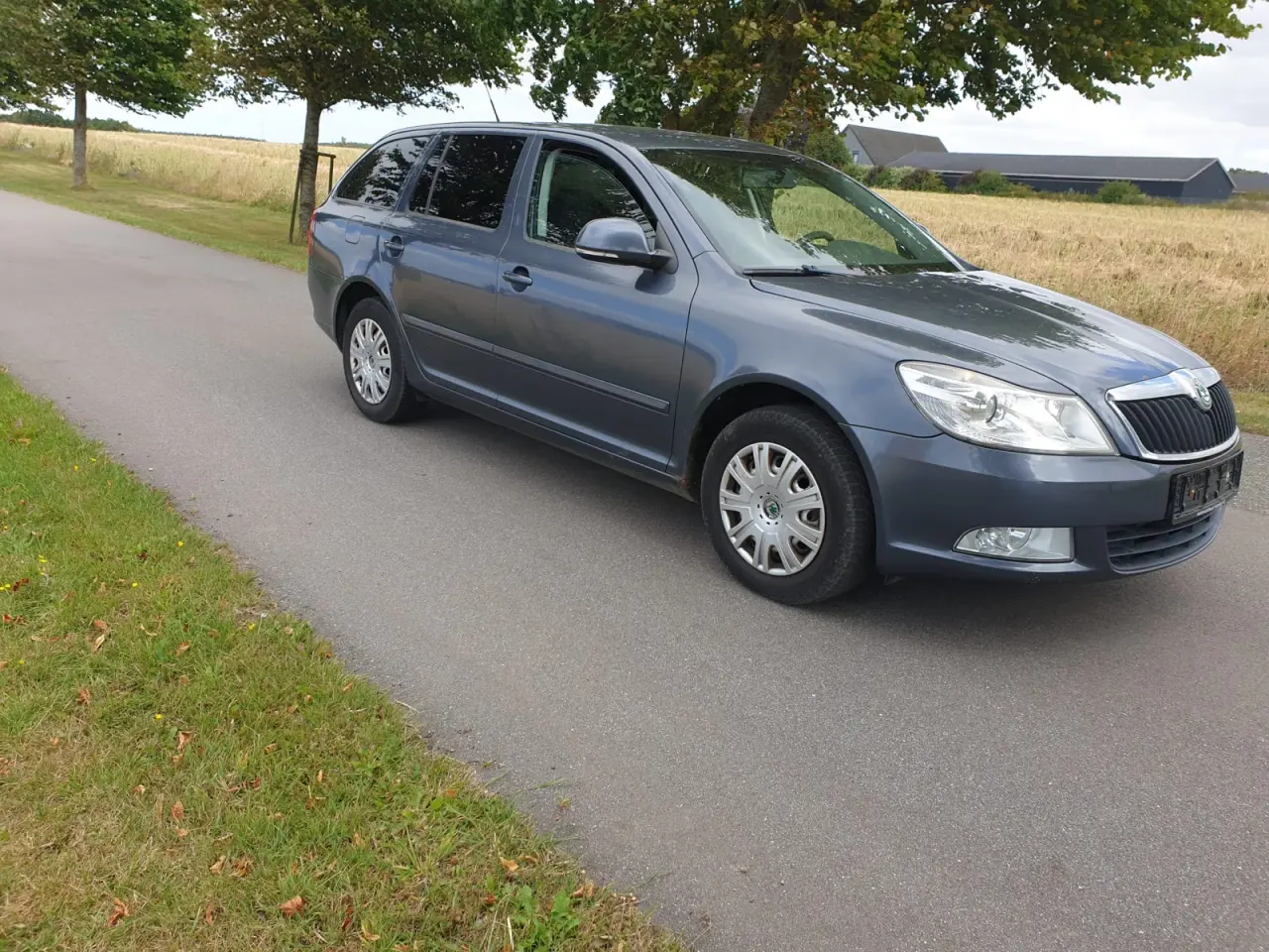 Billede 1 - Skoda Octavia 1,6 TDi 105 Ambiente Combi 05-10-20