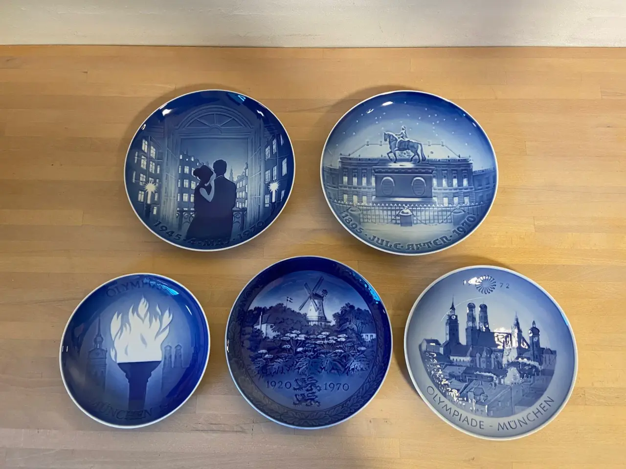 Billede 15 - Diverse platter (jul-mor-far mm) 68 stk. BG og KG