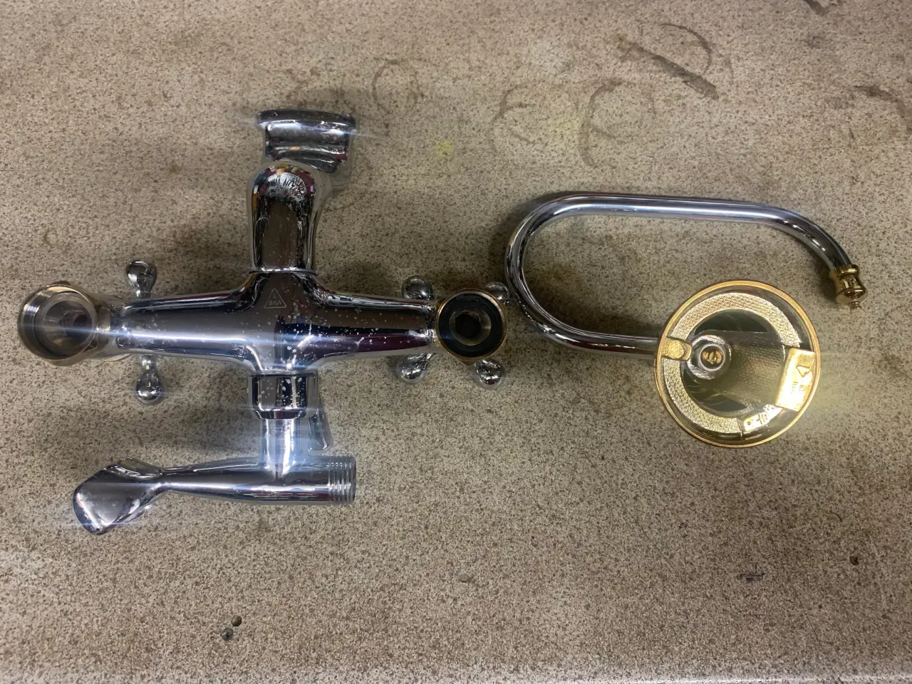 Billede 3 - Vandhane+toliet holder