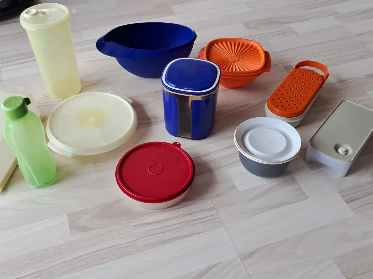 Billede 1 - Tupperware køkkenprodukter