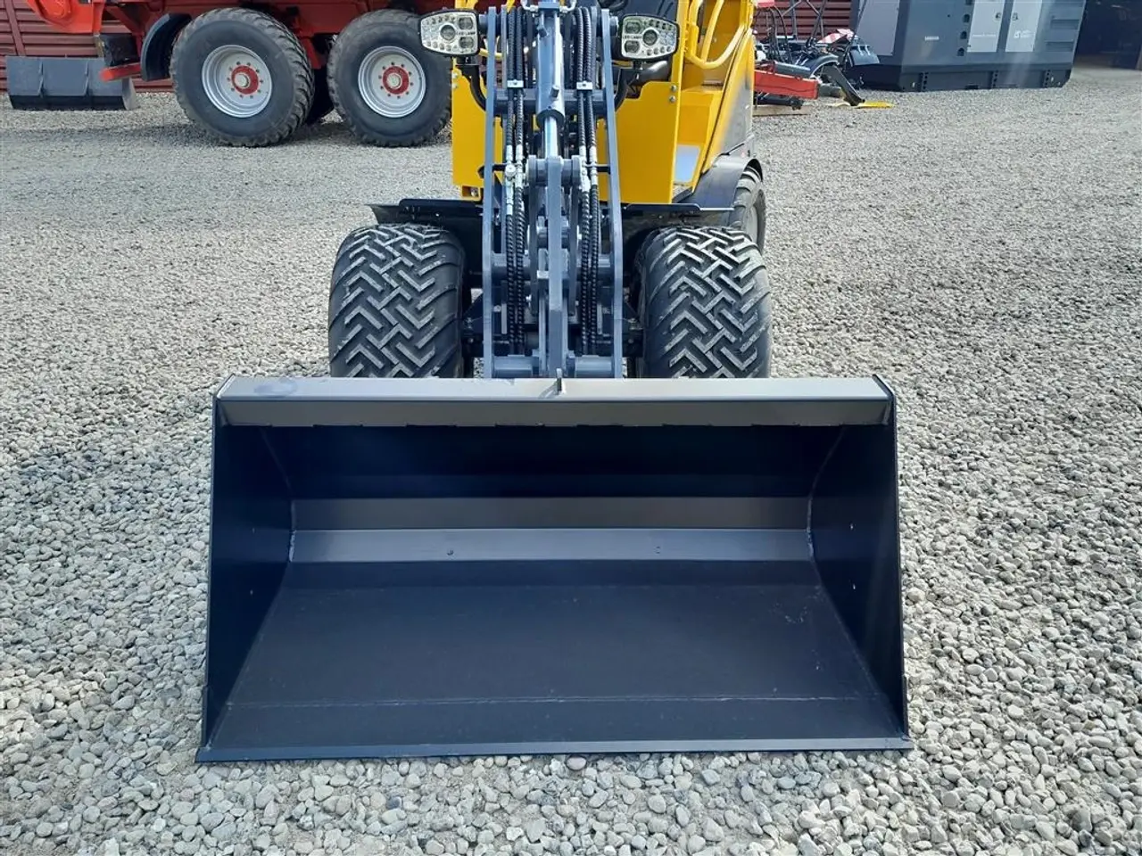 Billede 1 - Eurotrac W12S