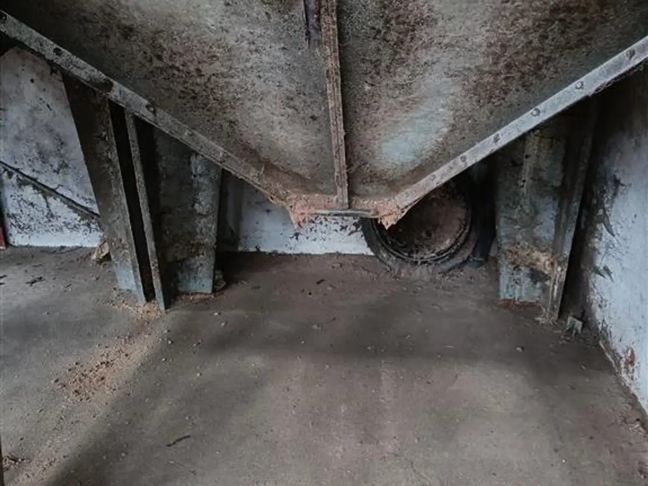 Billede 2 - BM indendørs silo 6 tons