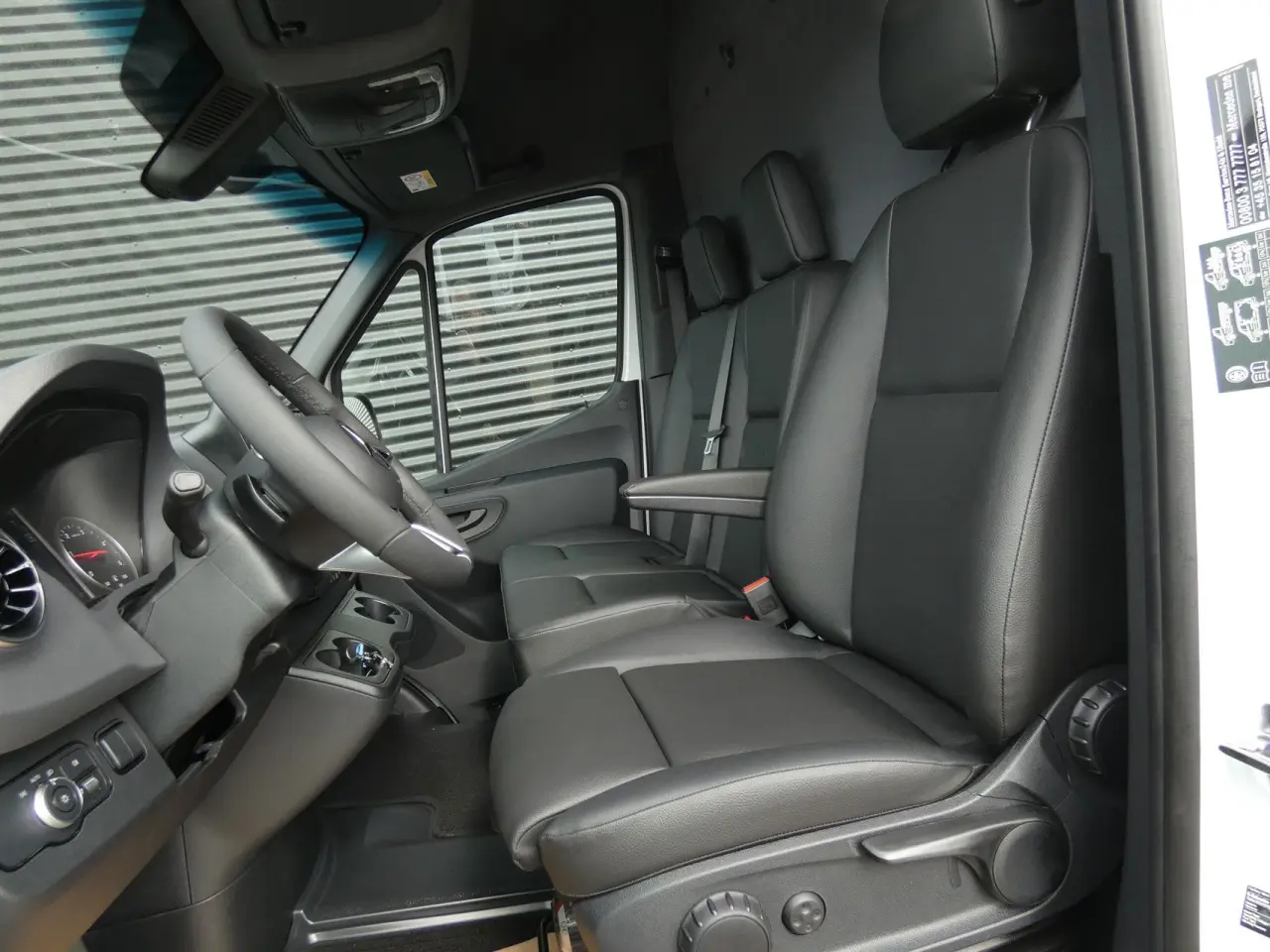 Billede 7 - Mercedes-Benz Sprinter 319 2,0 CDI A2 Select 4X4 9G-Tronic 190HK Van 9g Aut.