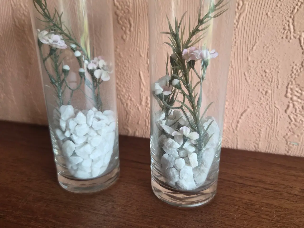 Billede 1 - 2 stk. Fyrfadsstager i glas med dekoration, 15cm