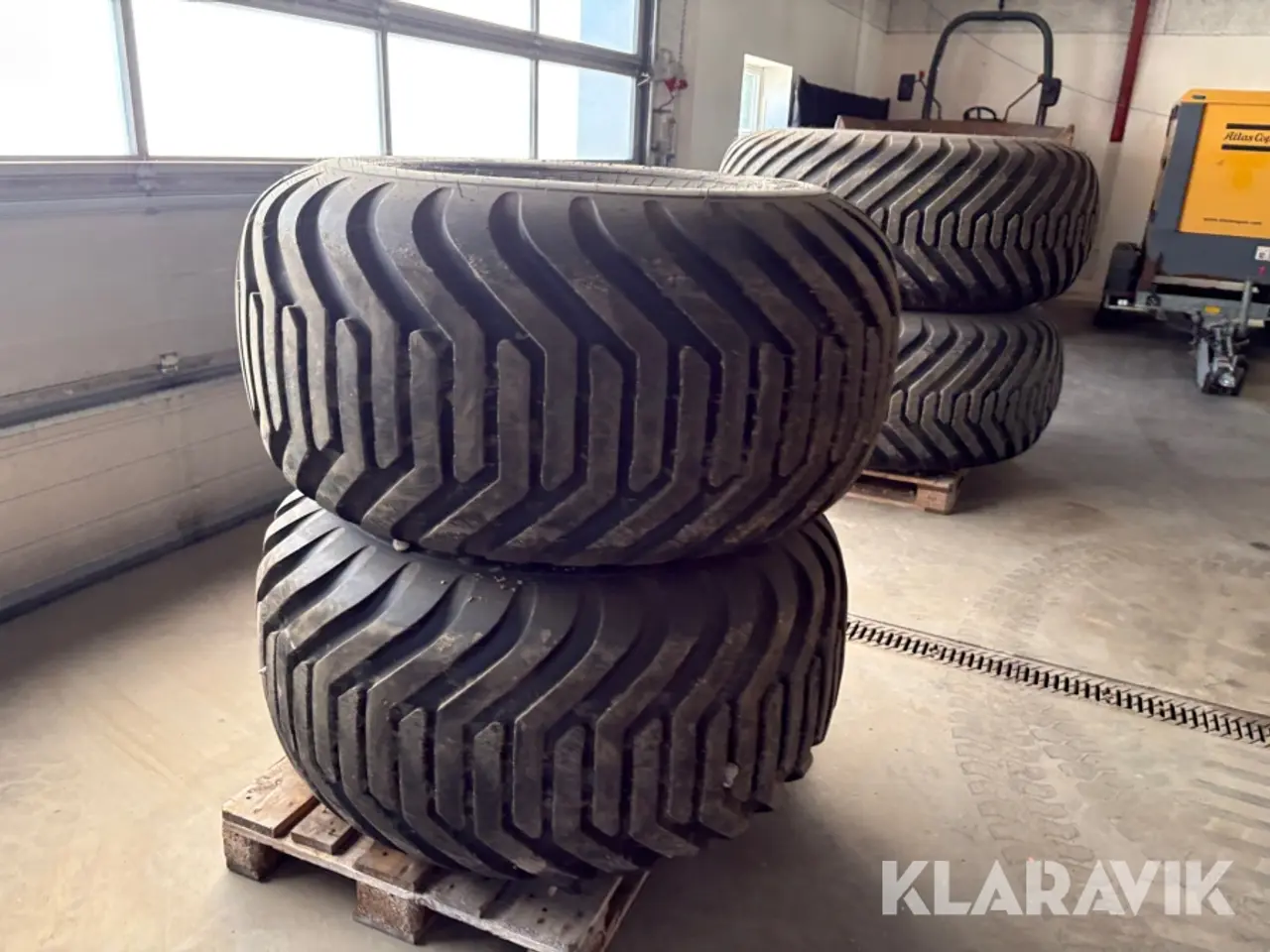 Billede 2 - Traktor dæk Alliance 600/55R22.5 / 650/60R30.5