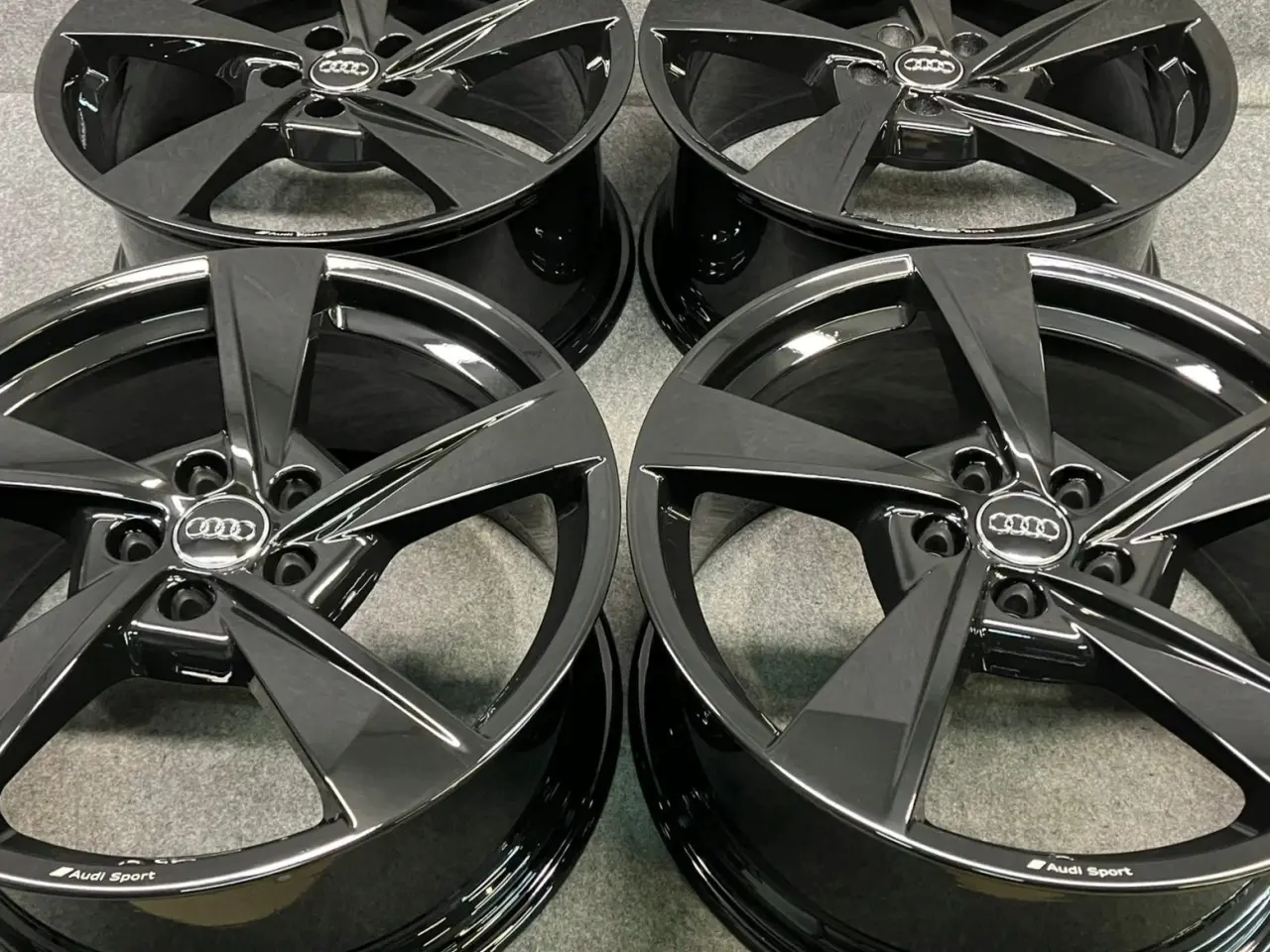 Billede 6 - ALUFÆLGE AUDI A4 B9 8W0 19"