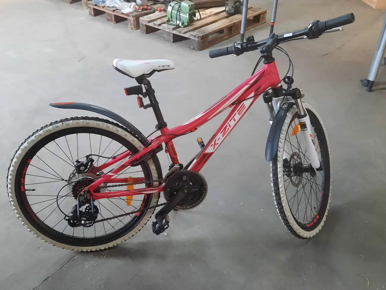 Billede 4 - pige cykel 8 år som ny