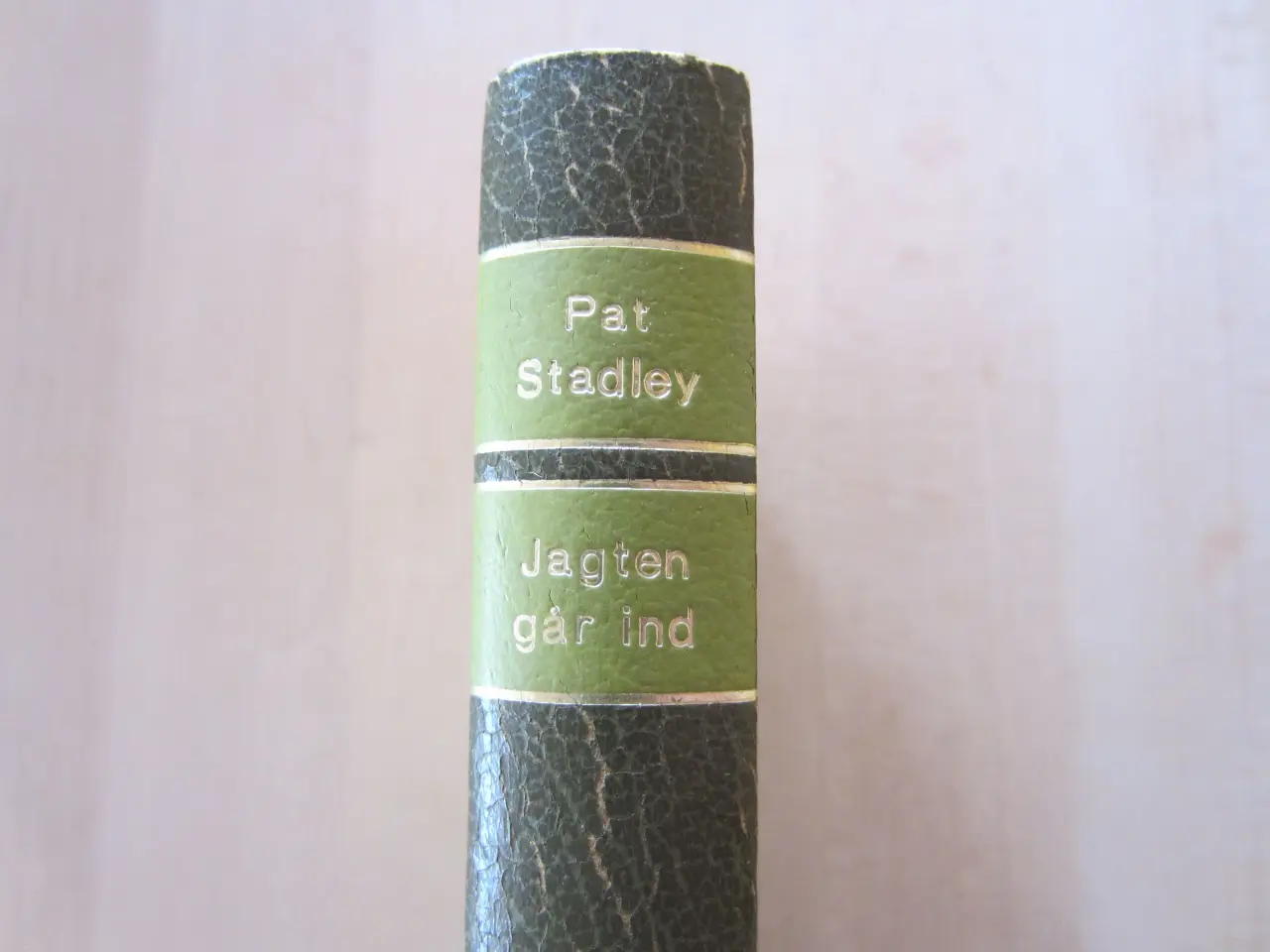 Billede 3 - Bog - Jagten går ind af Pat Stadley