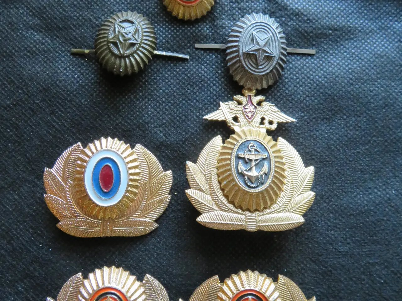 Billede 8 - Militære emblemer udenlandske.